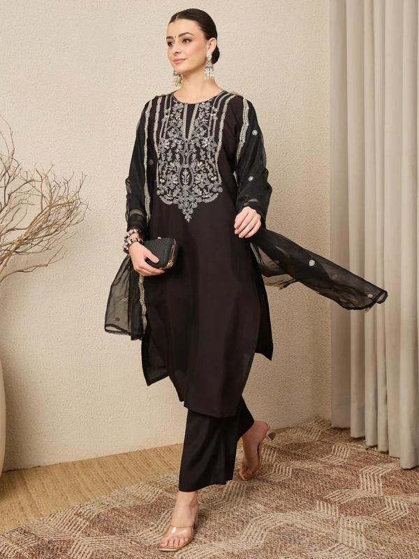 VP 9665 B Women’s Embroidered Straight Kurta Pent with Dupatta Set